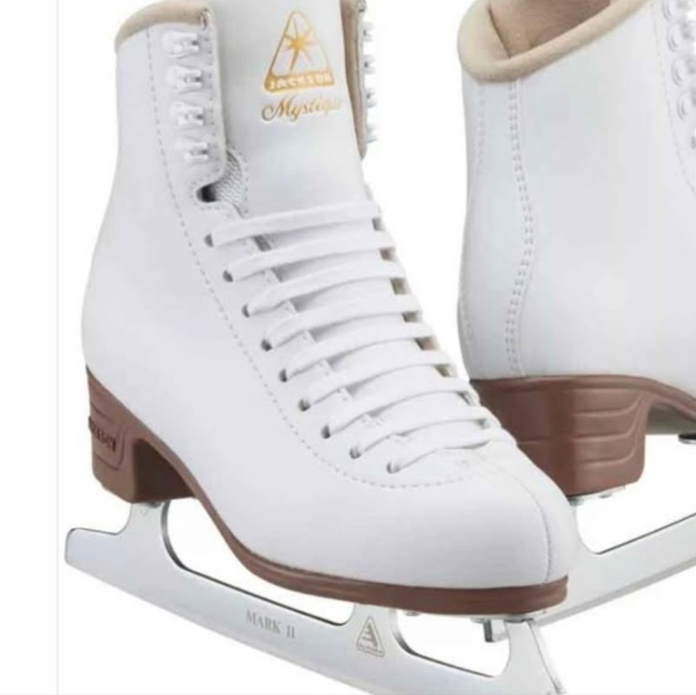 JACKSON Women's White Figure Skates & Pink Blade Covers